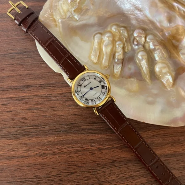 MoHer Watch Minimalist Round Face Brown Leather Strap Watch for Women