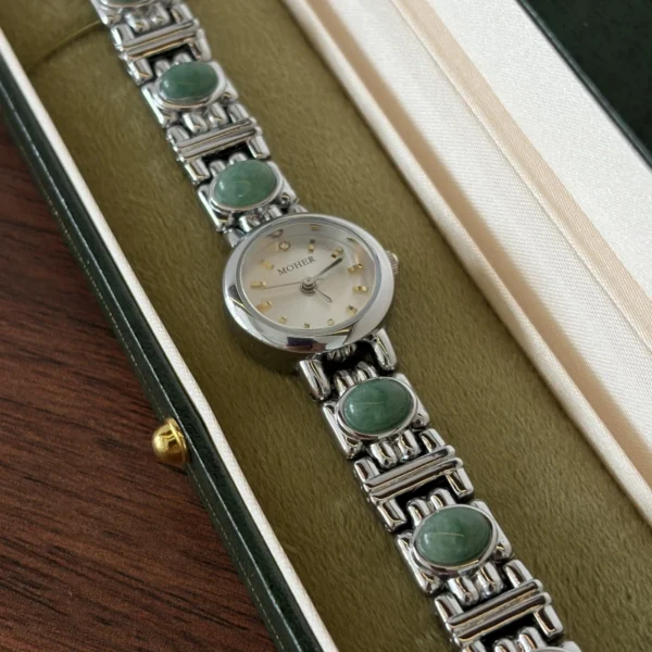Vintage Green Oval Accent Silver Bracelet Round Dial Watch for Women