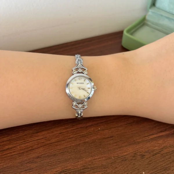 Elegant Pink Round Dial Slim Silver Bracelet Watch for Women