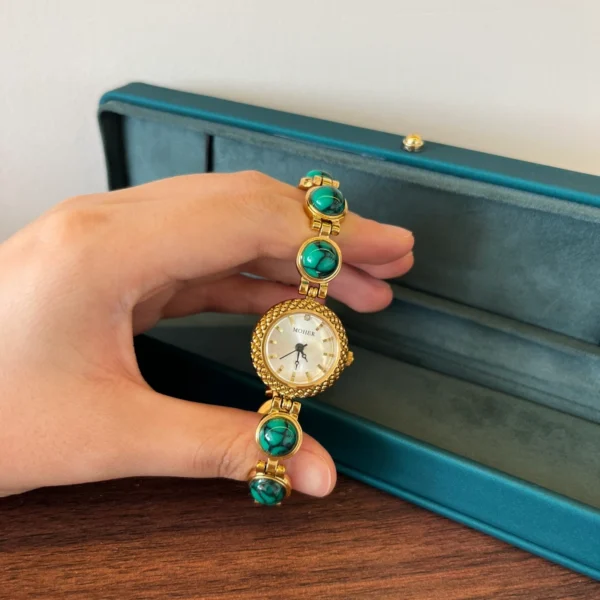 Elegant Green Round Accent Gold Bracelet Watch for Women