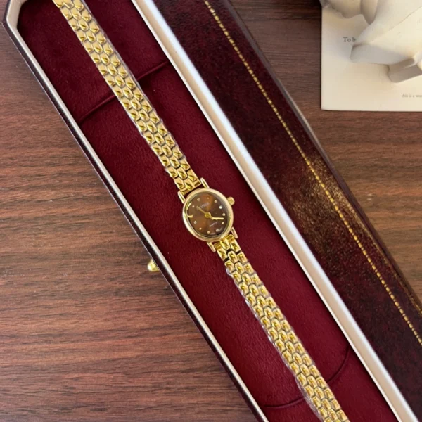 Classic Brown Round Dial Gold Woven Bracelet Watch for Women