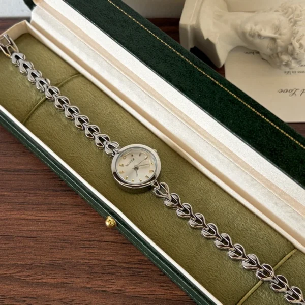 Classic Pale Round Dial Silver Open Link Bracelet Watch for Women