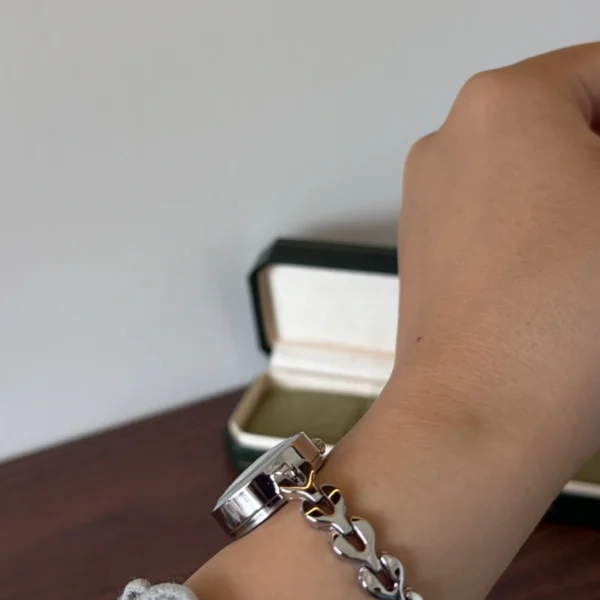Classic Pale Round Dial Silver Open Link Bracelet Watch for Women