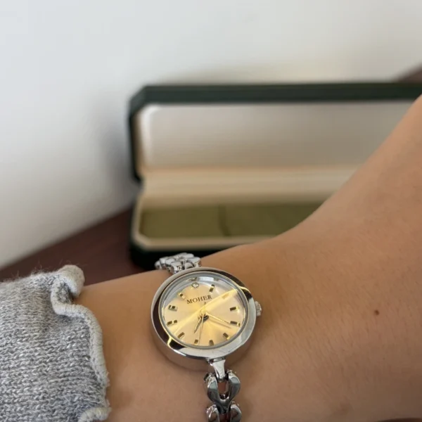 Classic Pale Round Dial Silver Open Link Bracelet Watch for Women