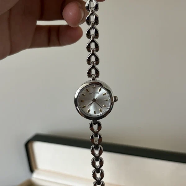 Classic Pale Round Dial Silver Open Link Bracelet Watch for Women