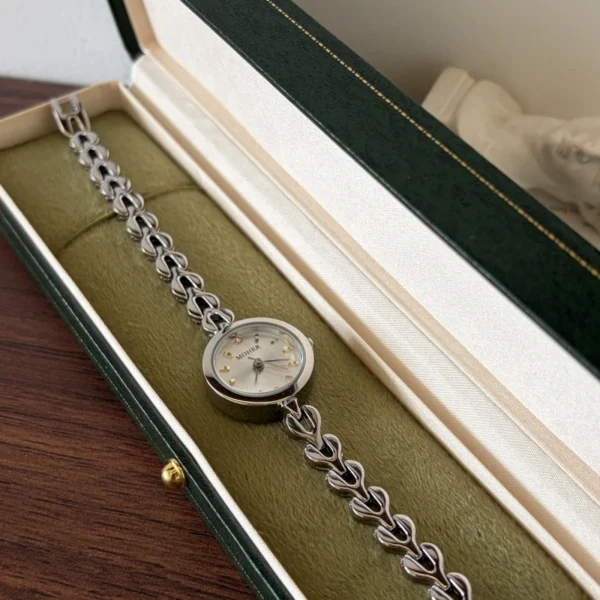 Classic Pale Round Dial Silver Open Link Bracelet Watch for Women