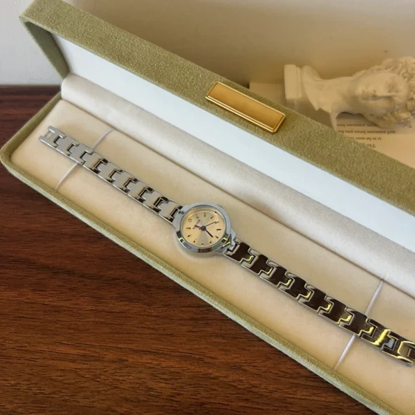 Classic Cream Round Dial Silver Geometric Bracelet Watch for Women