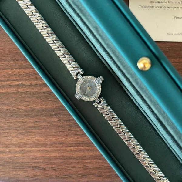 Classic Grey Round Dial Silver Textured Bracelet Watch for Women