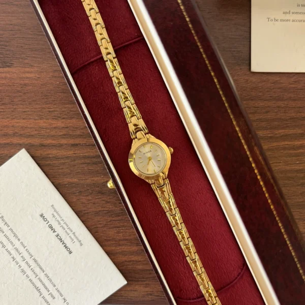 Classic Gold Round Dial Slim Patterned Bracelet Watch for Women