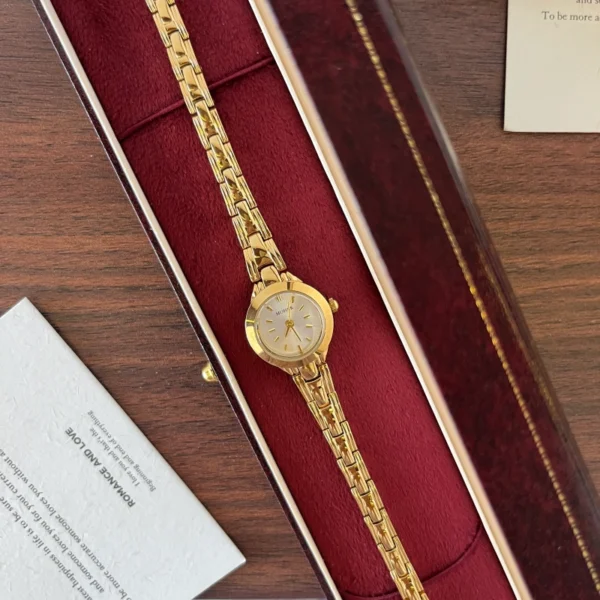 Classic Gold Round Dial Slim Patterned Bracelet Watch for Women